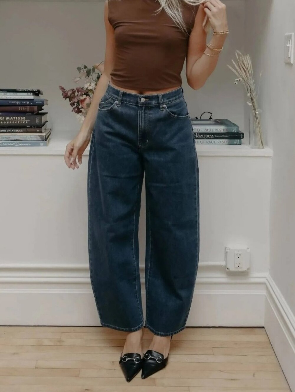 Rolla's Gigi High Rise Barrel Jean In Reign Wash